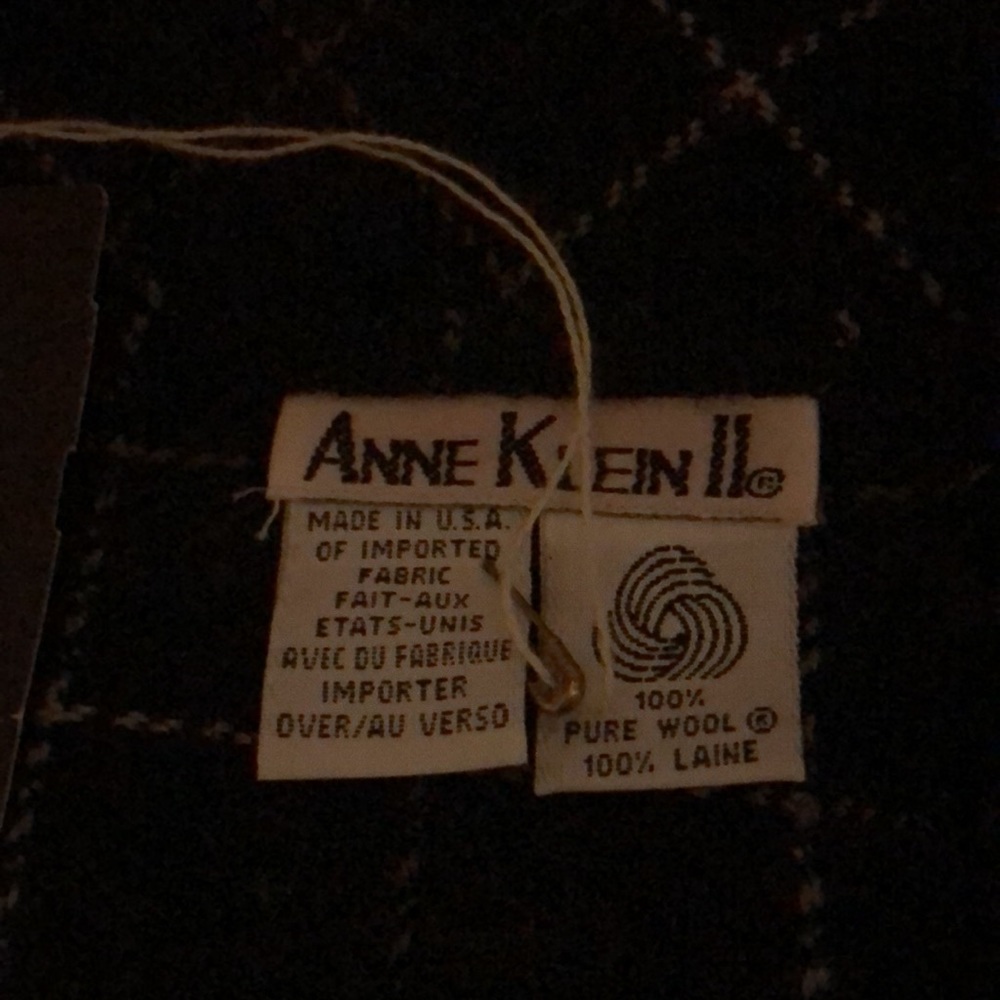 Ann Klein designer scarf - Picture 2 of 4